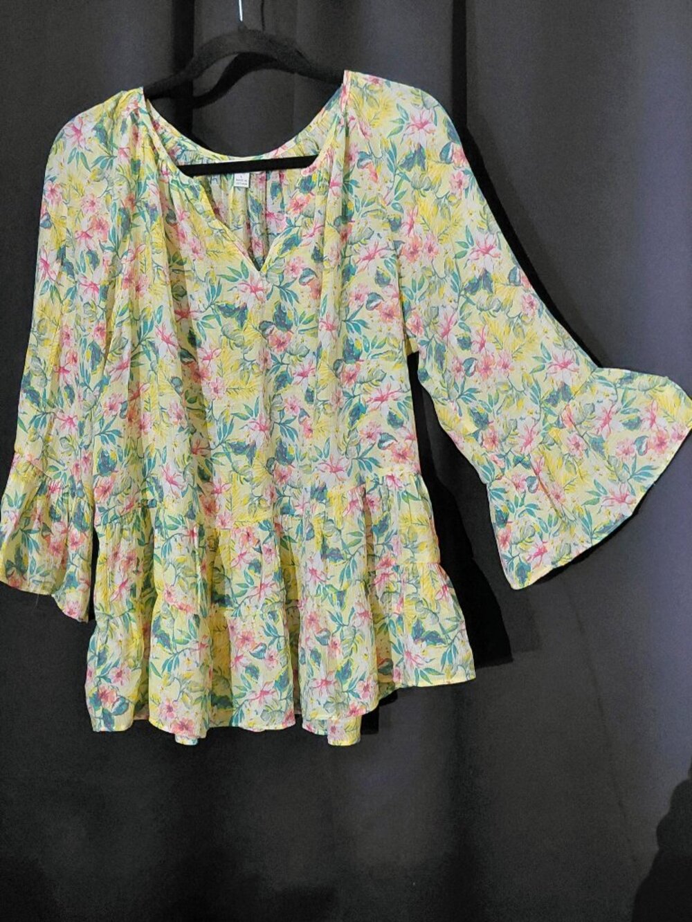Counterparts Bohemian /Peasant Split V-Neck Blouse Size Large